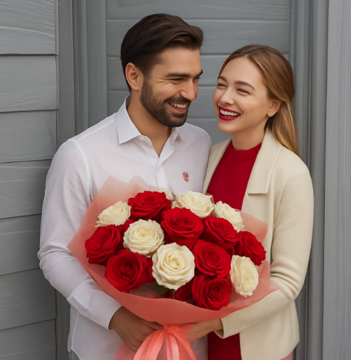 Cliente feliz recibiendo flores